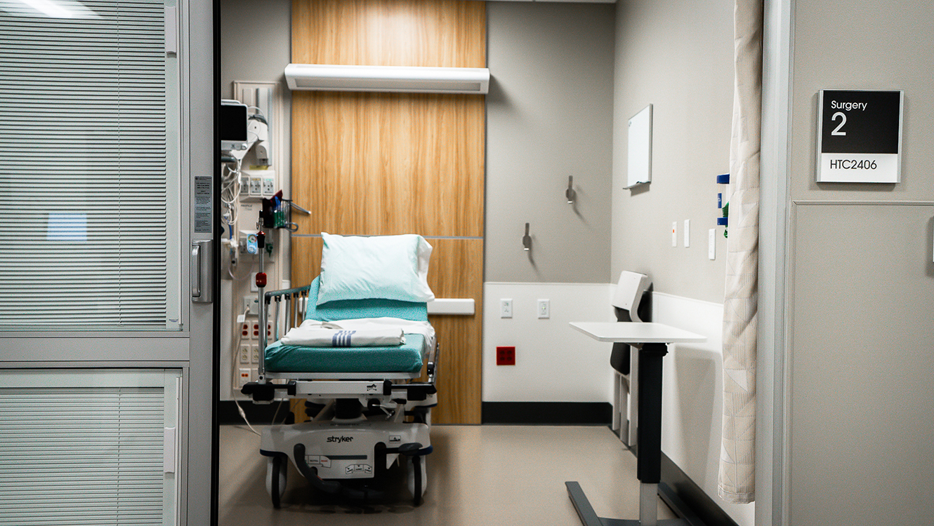 Slider Image-GundersenTri-County Exam Room