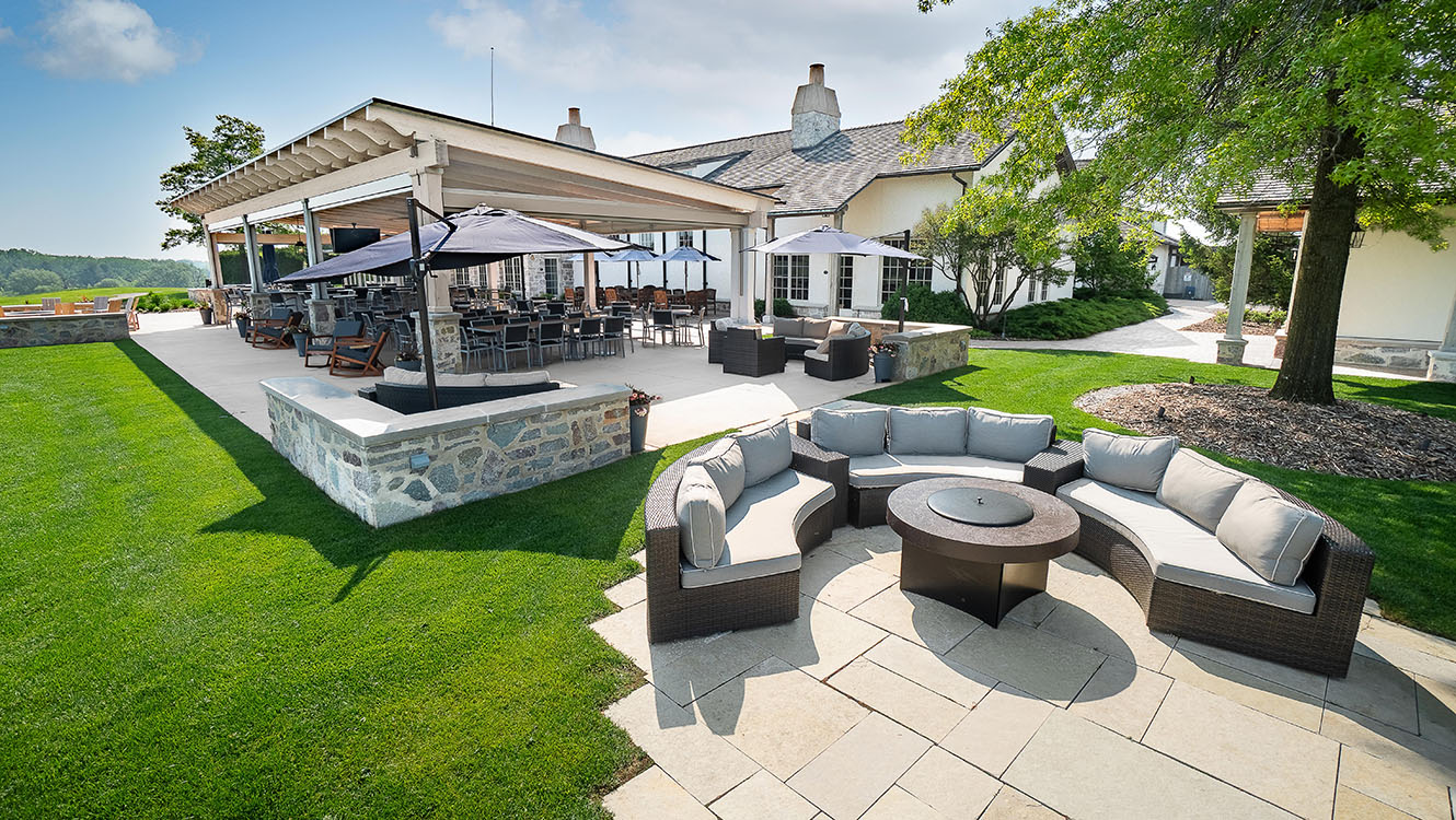 Slider Hidden Glen Couch and Fire Pit